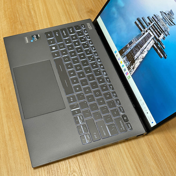 MSI Prestige (i7-1360P, 16GB, 1TB, 990 Grams, FHD+, 13-inch)