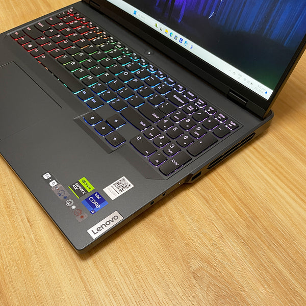 Legion 5 Pro (i9-13900HX, RTX 4070, 32GB, 1TB, WQXGA 240Hz, 16-inch)
