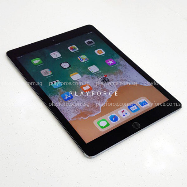 iPad Pro 9.7 (128GB, WiFi, Space Grey)